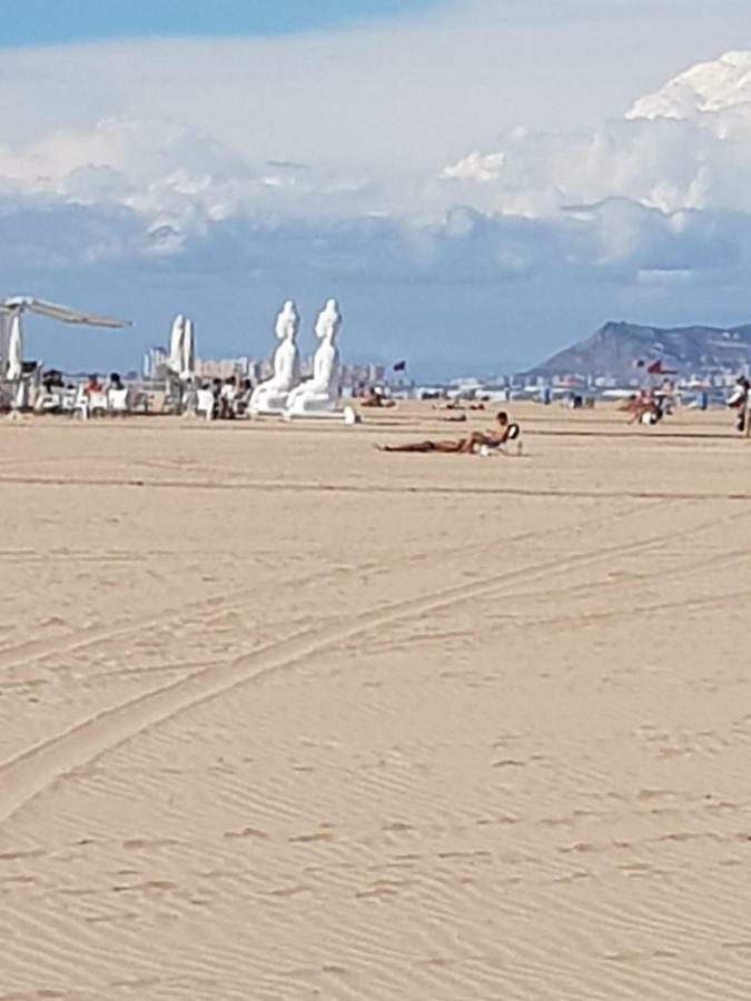 Chillout Grau De Gandia- Attico Para 6 Personas Invitamos Familias Y Jovenes, Dos Banos Екстер'єр фото